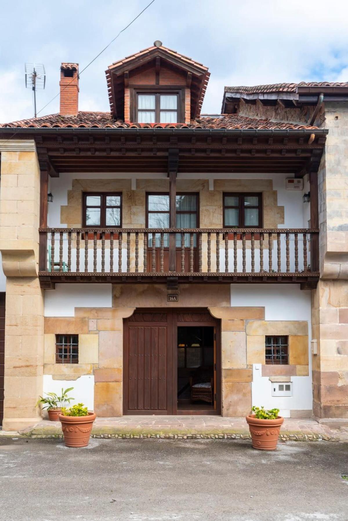 Casa Rural La Carlota Renedo De Cabuerniga Villa Luaran gambar